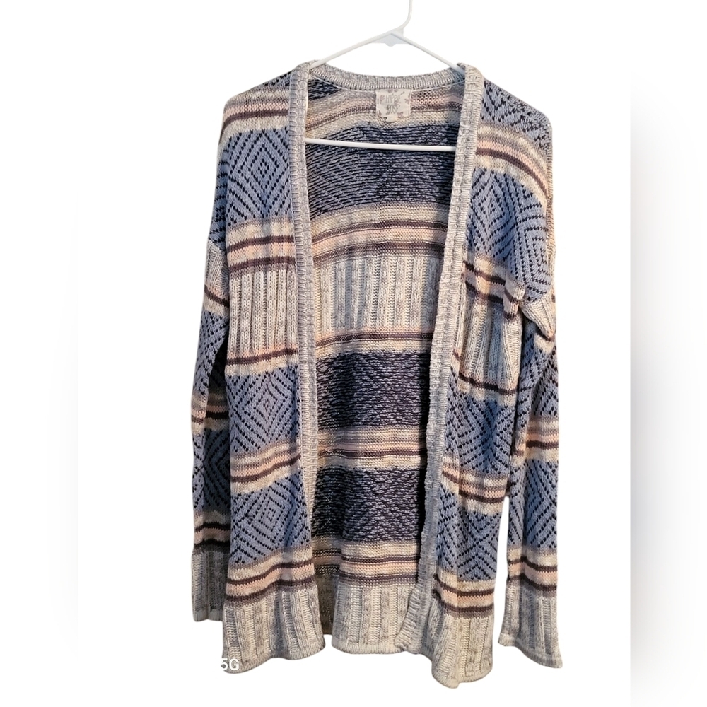 🩷 3/$15 Hippie Rose Blue & Gray Patterned Women's Open Front Sweater, Small